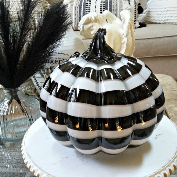 NEW! BOHO Goth HALLOWEEN HAND BLOWN GLASS PUMPKIN DECOR - Picture 1 of 3